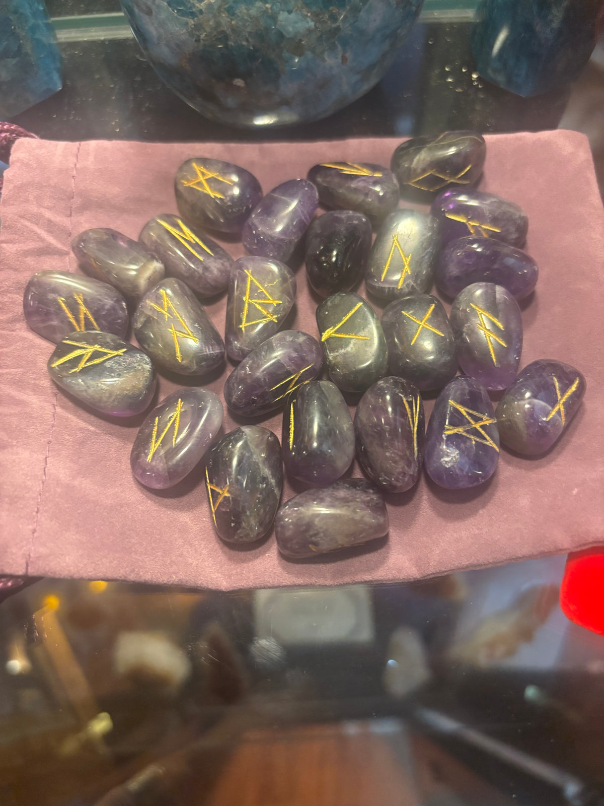 Amethyst Rune Set