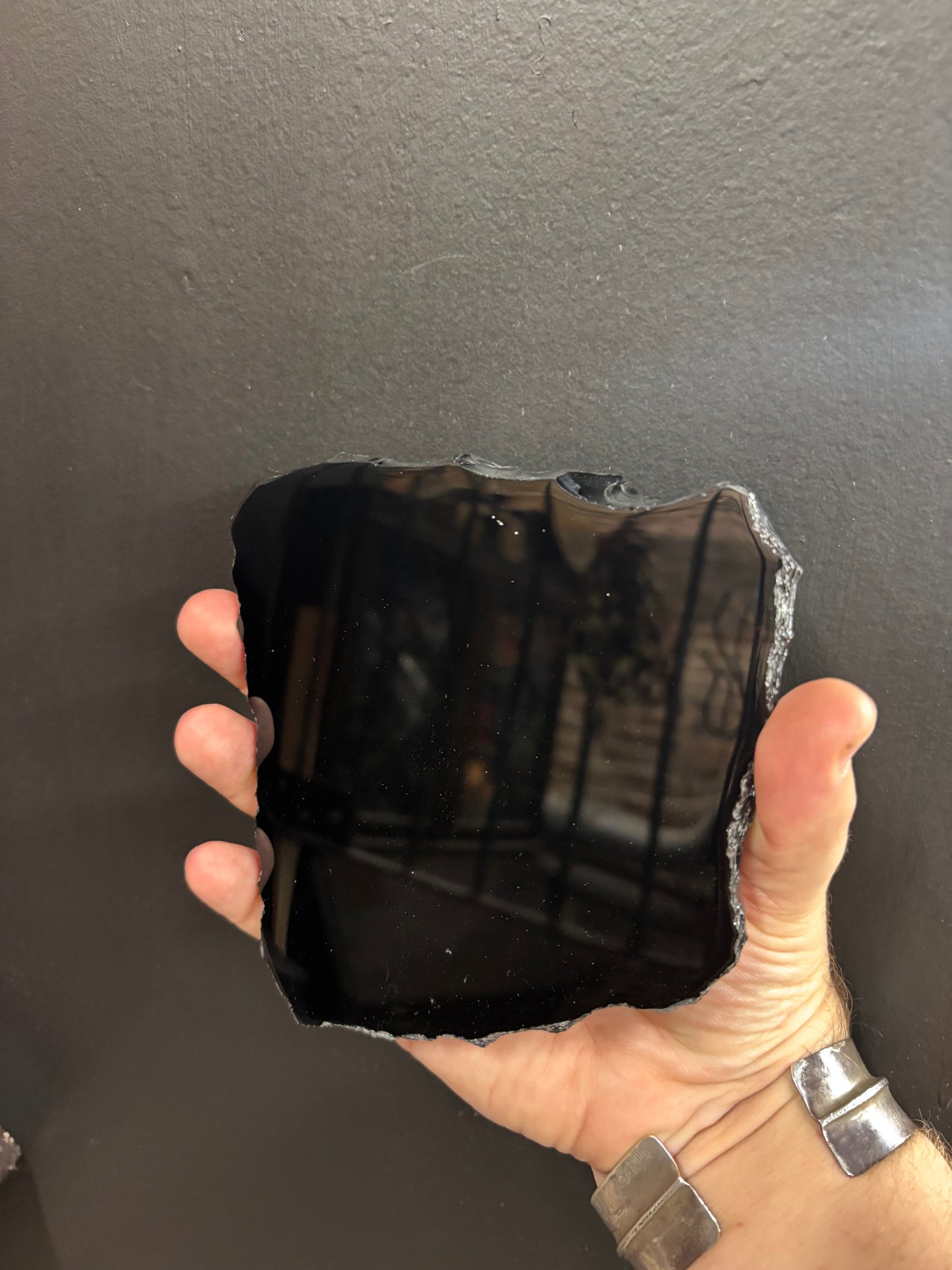 Obsidian Scrying Mirror